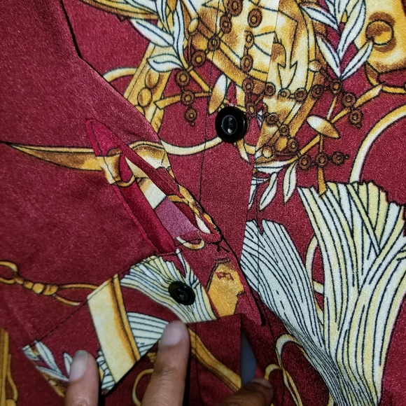 Printed button down blouse - Picture 3 of 7